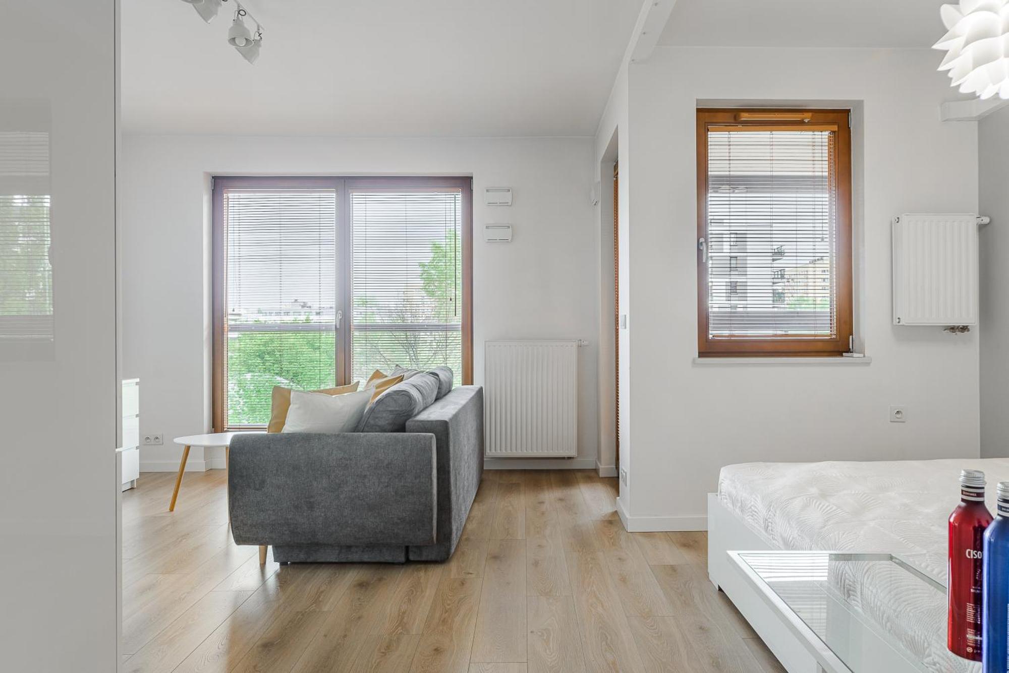 Cozy Family Apartments With Balcony Near Zlote Tarasy Warschau Buitenkant foto