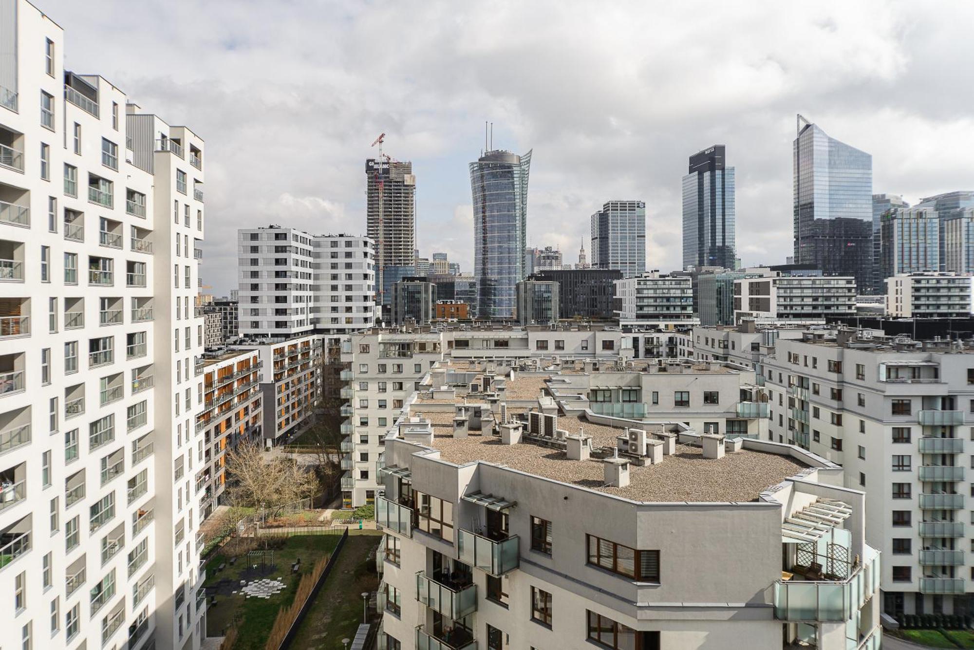 Cozy Family Apartments With Balcony Near Zlote Tarasy Warschau Buitenkant foto