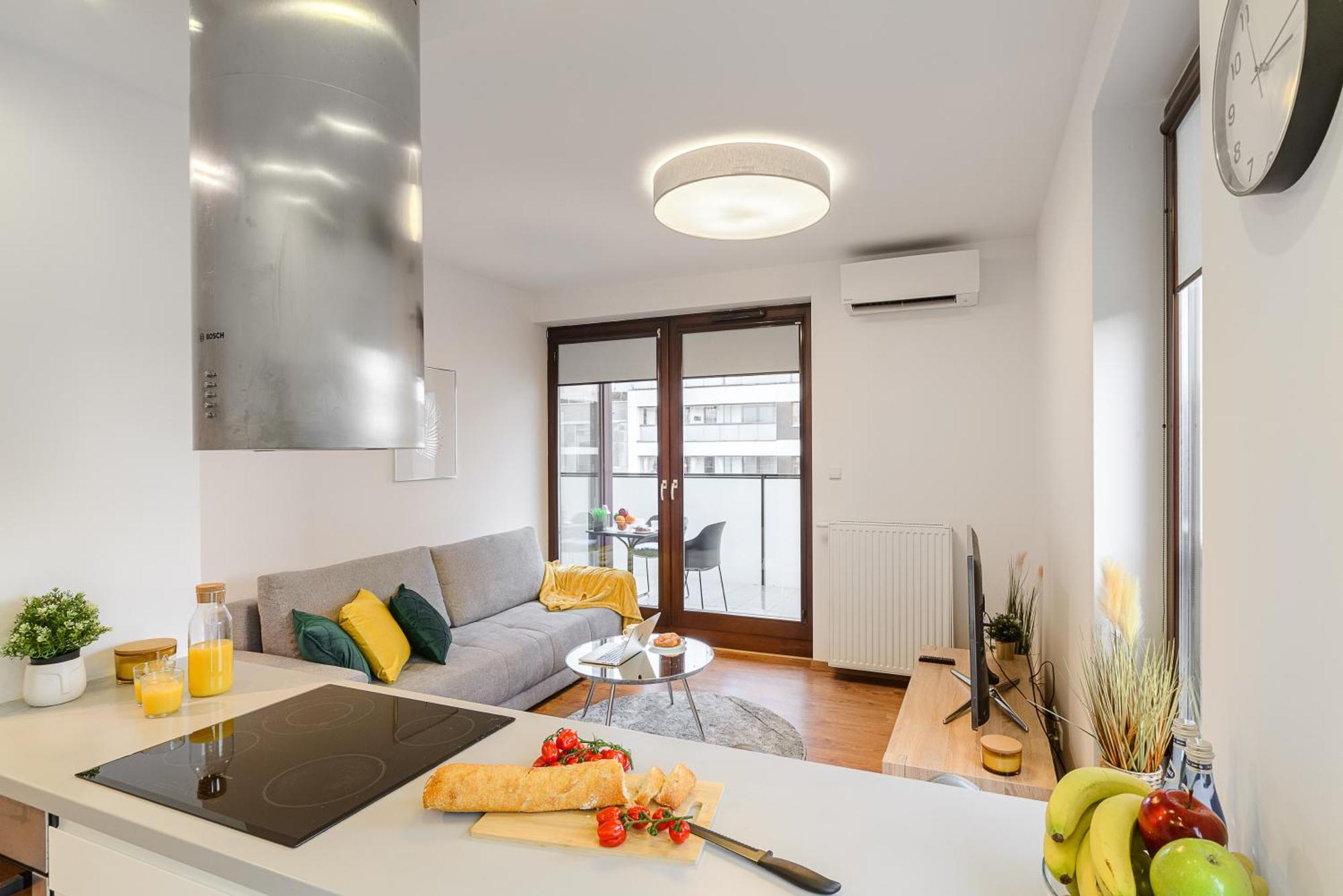 Cozy Family Apartments With Balcony Near Zlote Tarasy Warschau Buitenkant foto